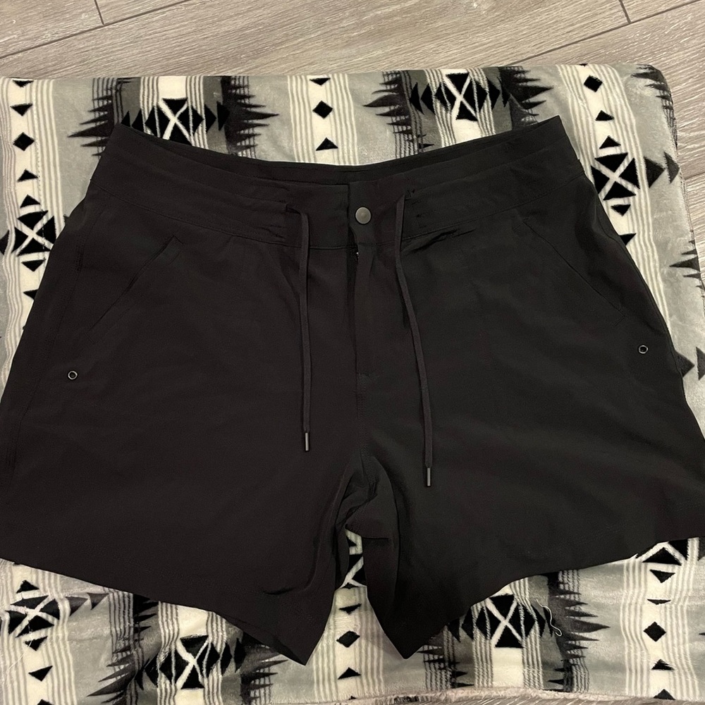 Womens black board shorts XL